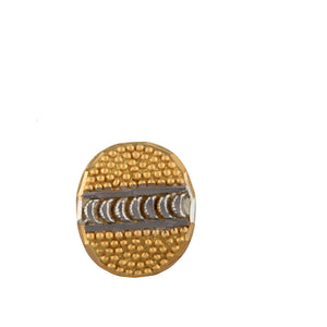 OVAL WHITE GOLD STUD